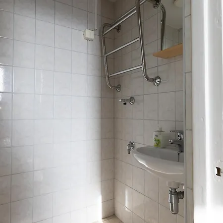 2ndhomes Modern Floor Helsinki